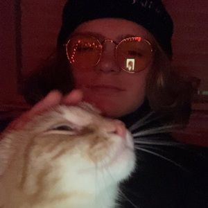 Meet your Posher, Zac